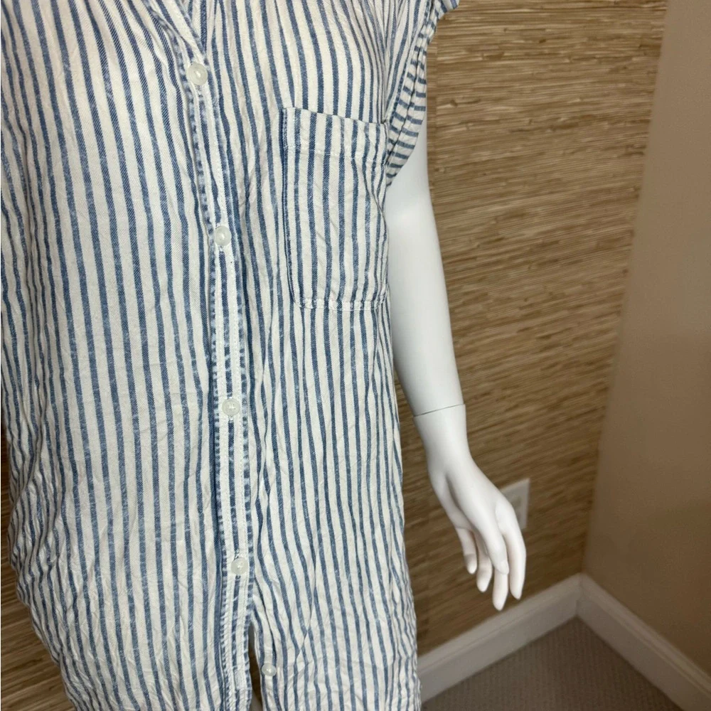 American Eagke button up striped top - Picture 3 of 4